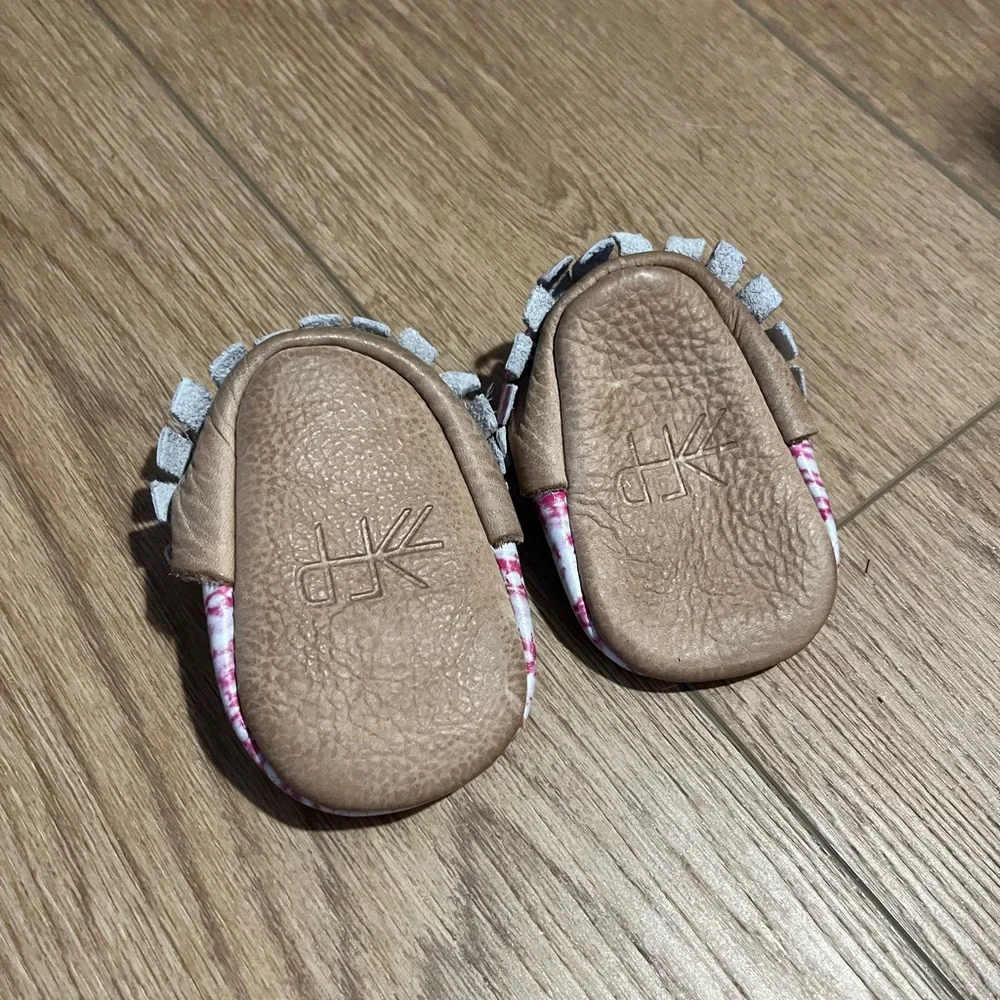 Freshly Picked Moccasins Size 1